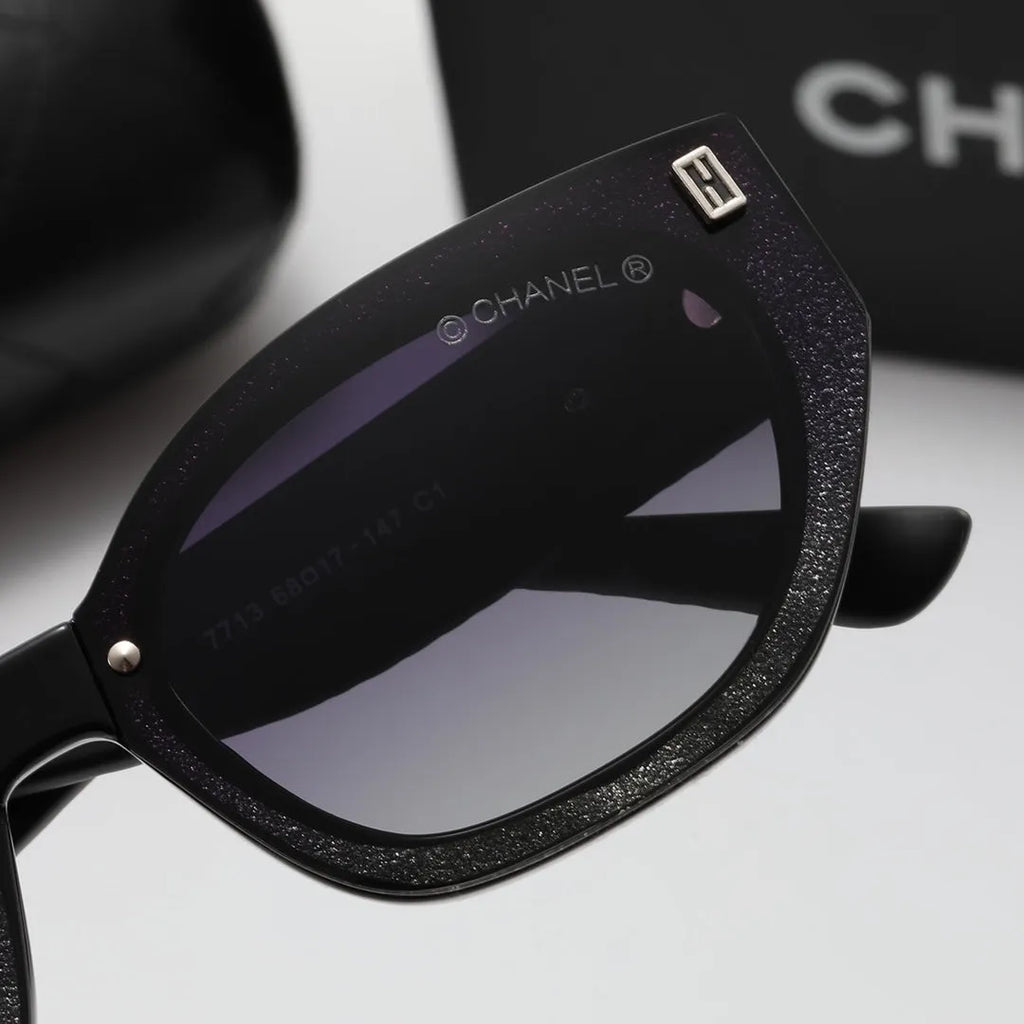 Silver Frosted Frame Polarized Sunglasses Z60231