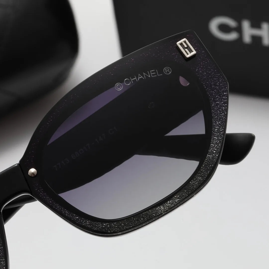 Silver Frosted Frame Polarized Sunglasses Z60231