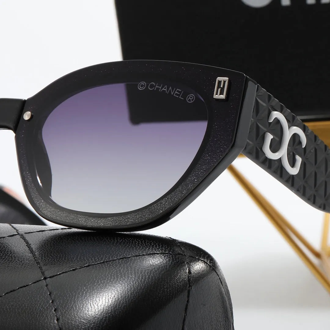 Silver Frosted Frame Polarized Sunglasses Z60231