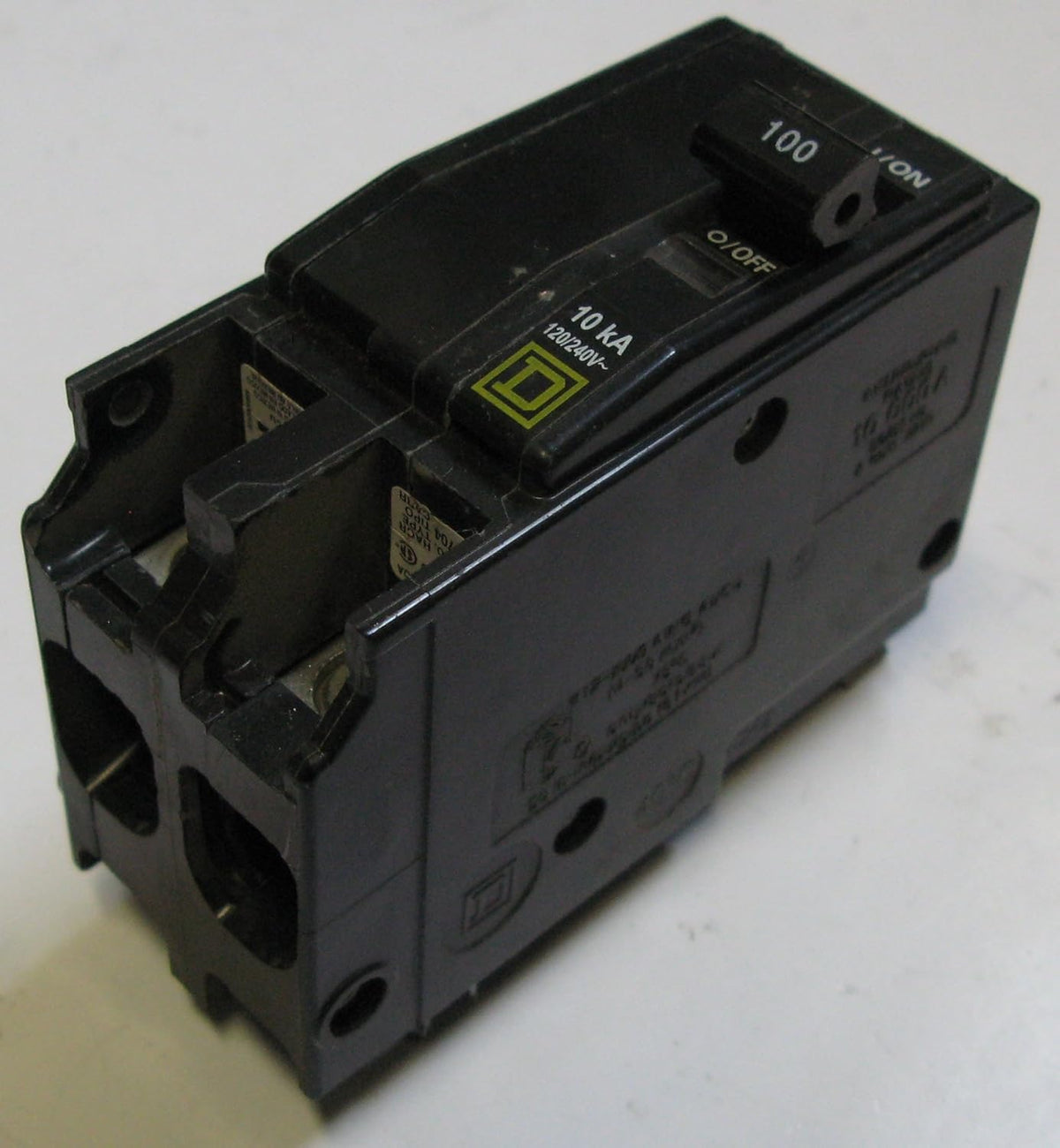 2-Pole Molded Case Circuit Breaker 100A A6320