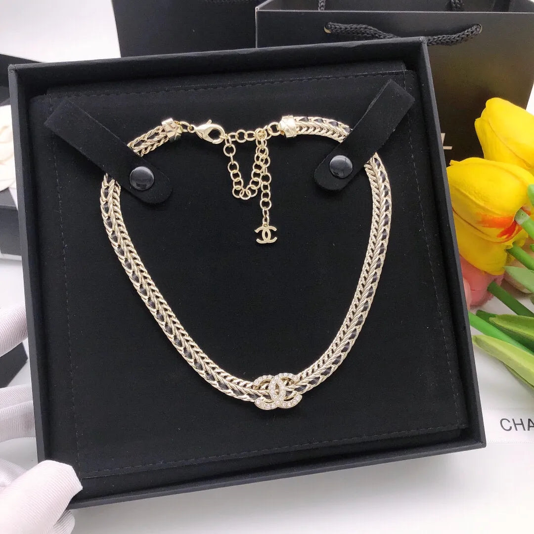 Jewelry Q73807