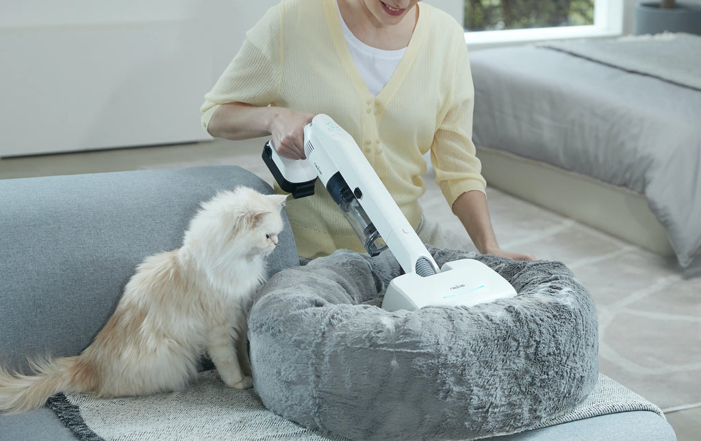 Cordless Stick Allergen Vacuum V13810