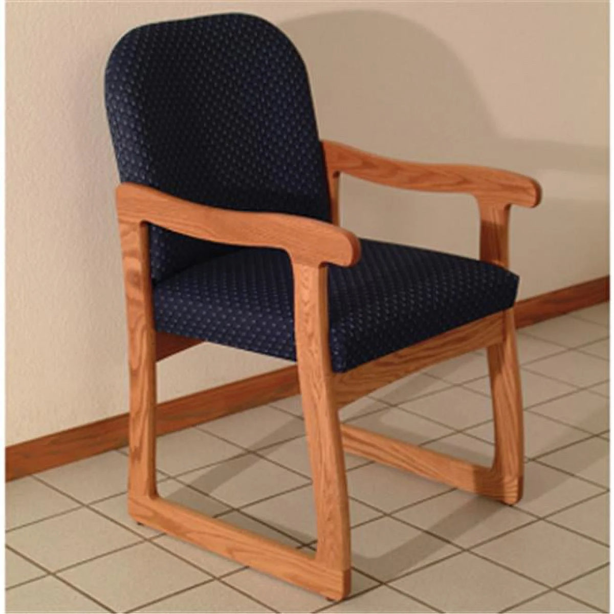 Medium Oak Guest Chair C964031