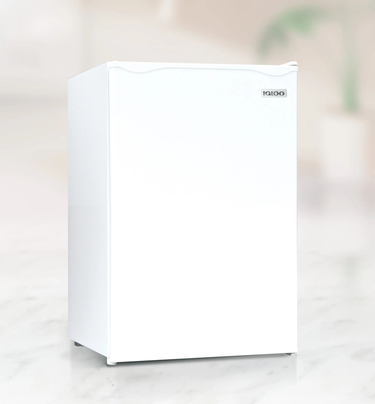 White 2.6 Cu. Ft. Refrigerator with Freezer B83274