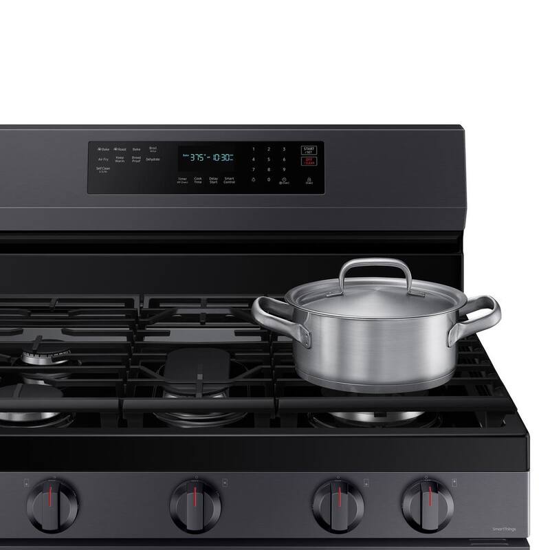 6 cu. ft. Wi-Fi Convection Gas Range with AirFry in Black Stainless Steel R499