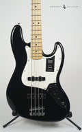 Jazz Bass Maple Fingerboard Black F545634