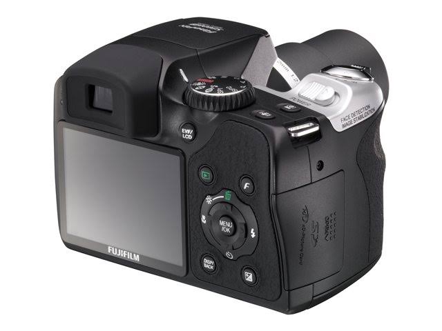 8MP Digital Camera with 18x Optical X1166