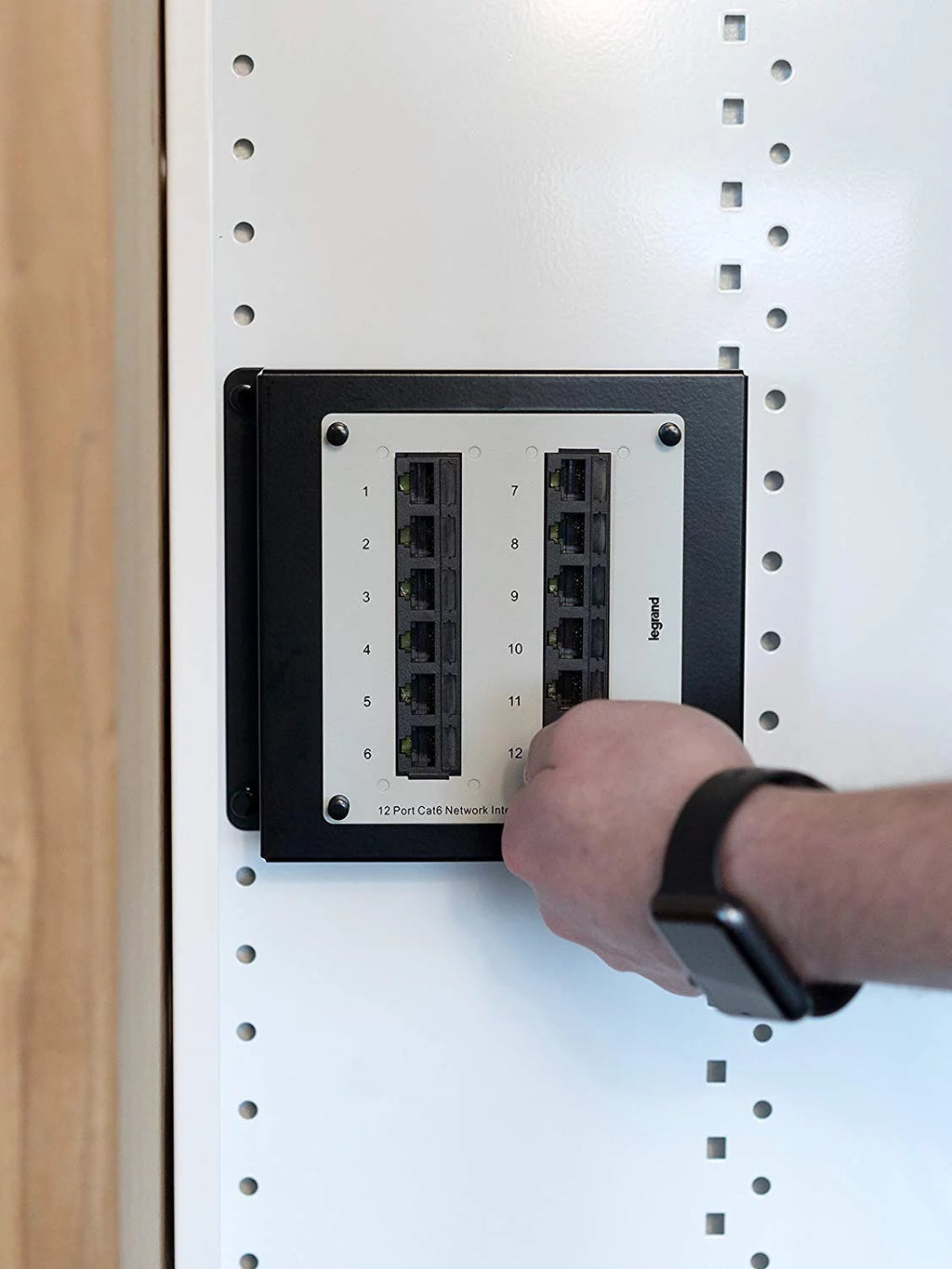 20" Enclosure with Screw-On Cover H244828