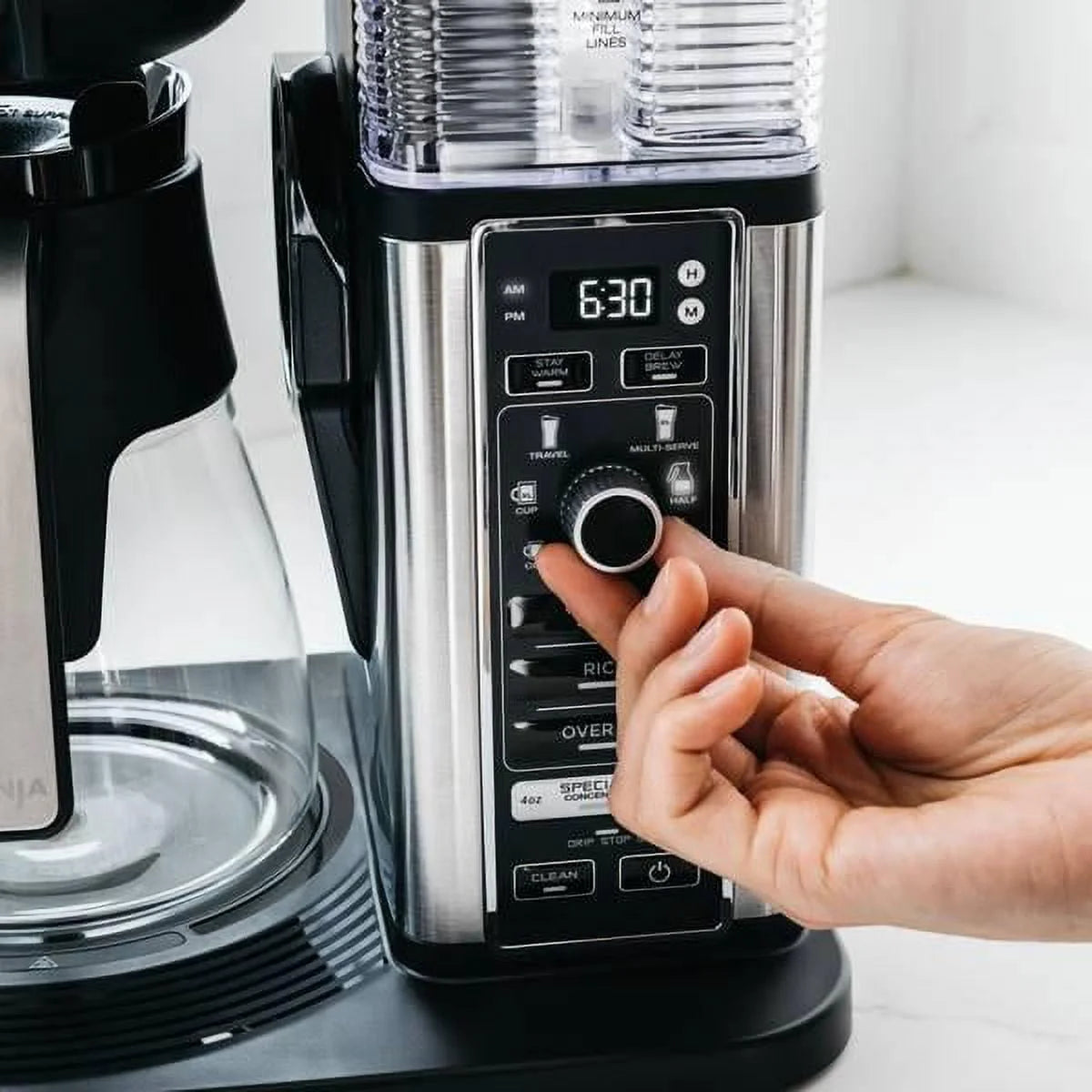 10-Cup Specialty Coffee Maker Q750