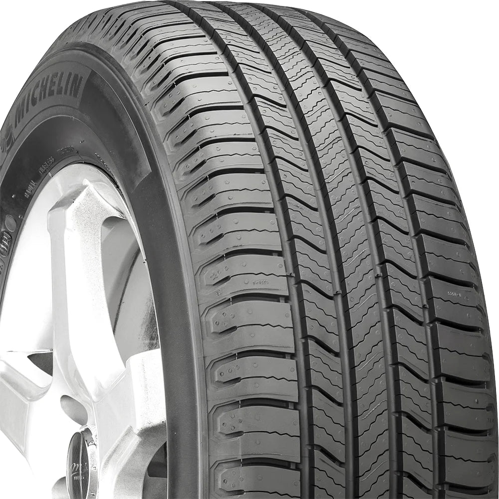 All Season 225/55R19 99H Passenger Tire E762782