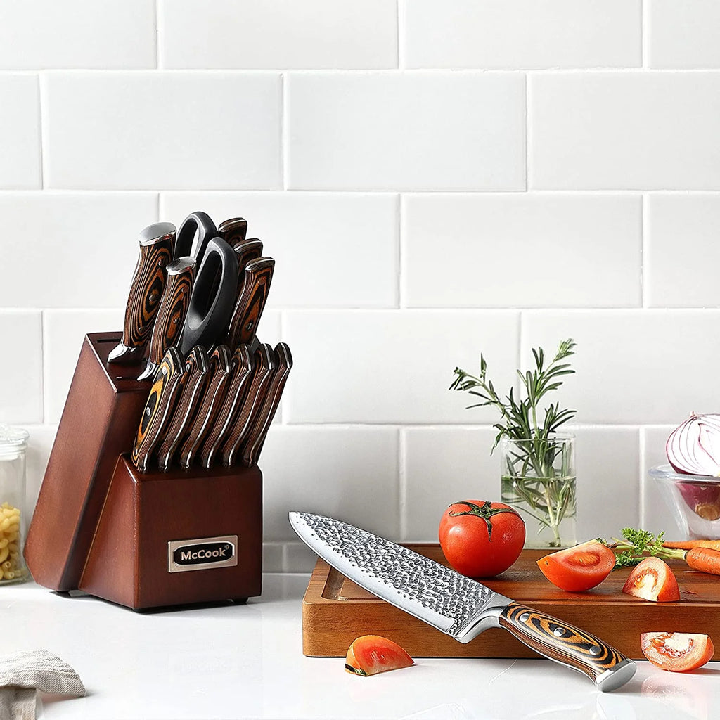 15-Piece Stainless Steel Knife Block Set with Built-in Sharpener J273