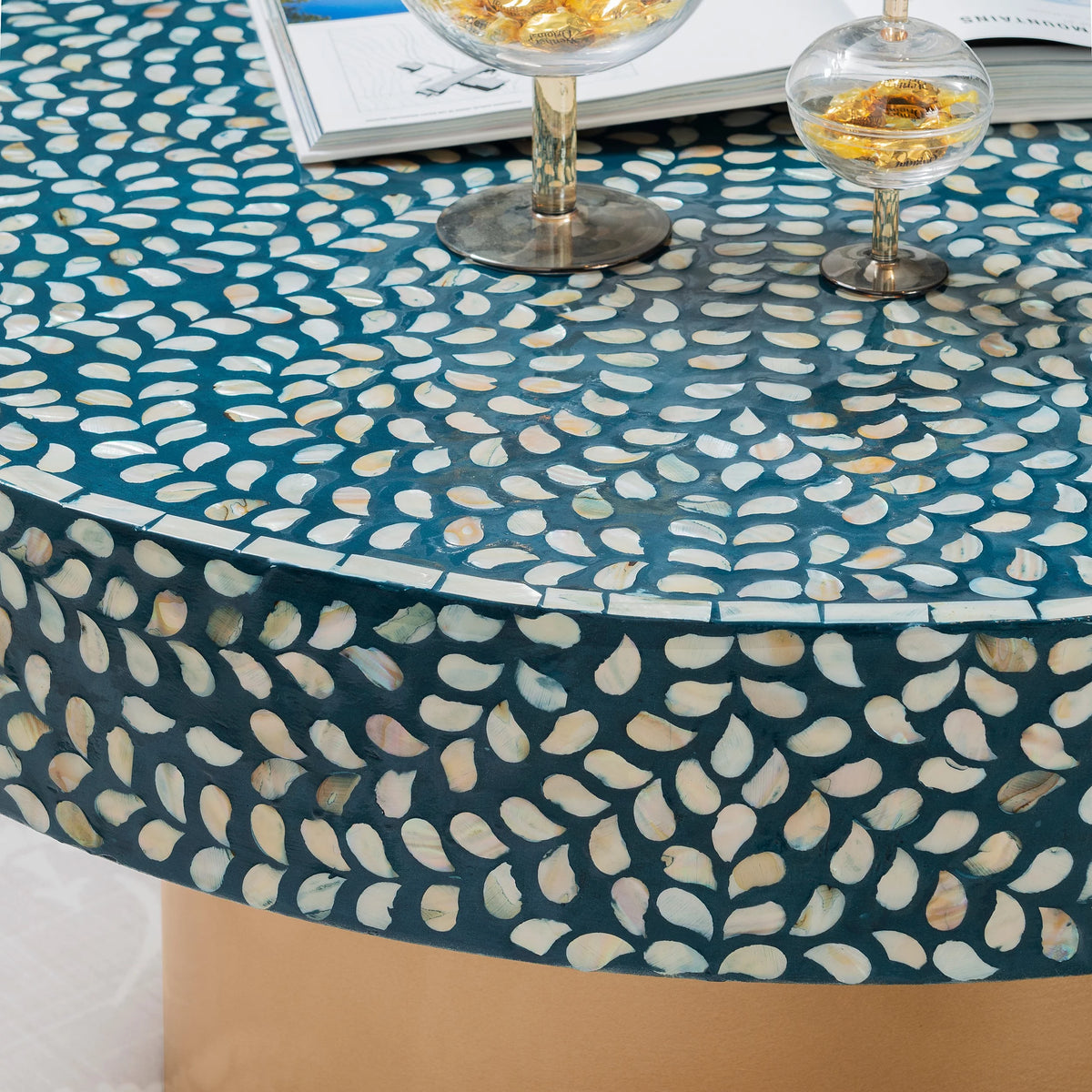 Round Coffee Table G7179